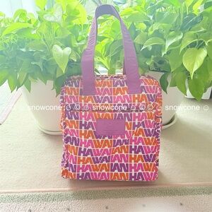 New ALOHA Collection x Hawaiian Airlines
Vintage Pualani Flight Bag Tote
